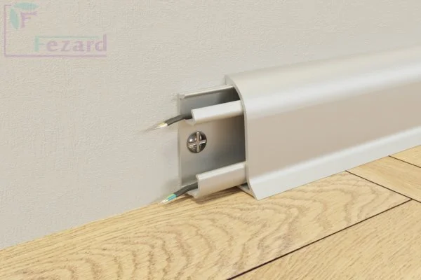 Алюминиевый плинтус Fezard Серебро 43х22х2,5м в Кургане