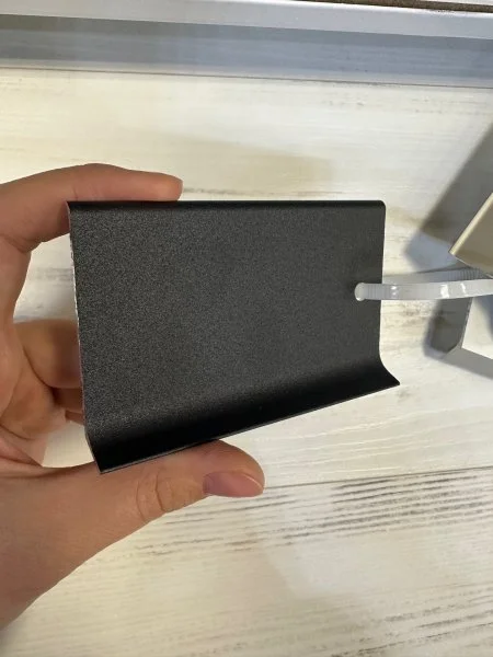 Алюминиевый плинтус Bonkeel ПЛ80 515л Черный (78,5х11,2х2500мм) в Кургане