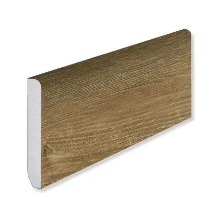 Кварцевый плинтус Fargo 61W921 Дуб Прага градиент 80х11х2200 мм в Кургане