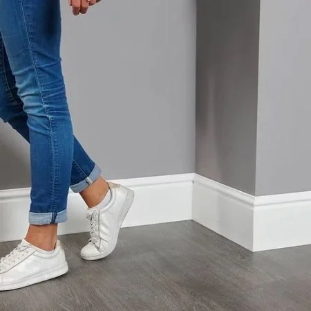 Плинтус NMC Wallstyl FL17 (170х18х2000 мм) в Кургане