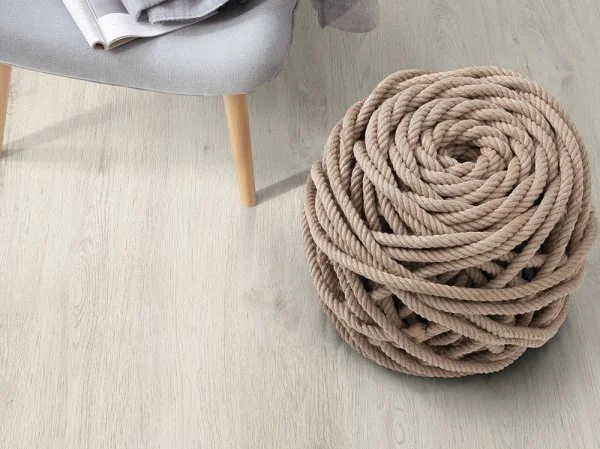 Ламинат Egger PRO 8/33 4V Дуб Кортина белый EPL034 в Кургане